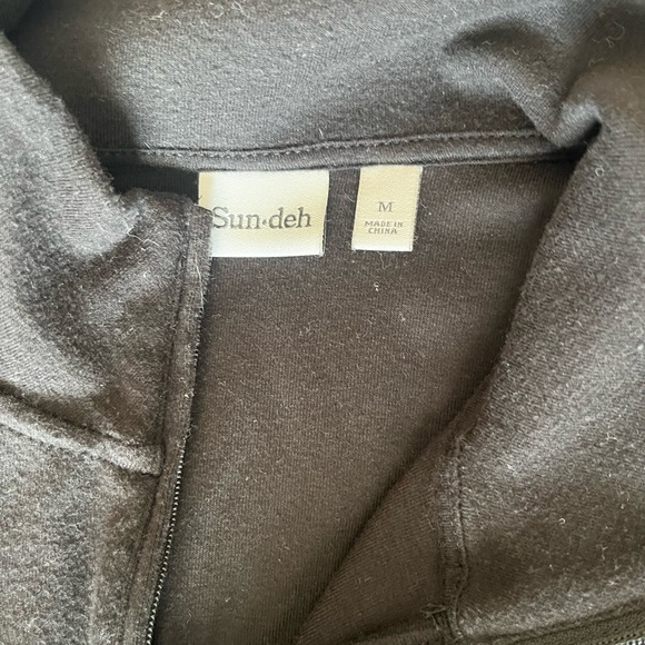 8pc Aritzia lululemon and leather jacket bundle - Picture 14 of 16